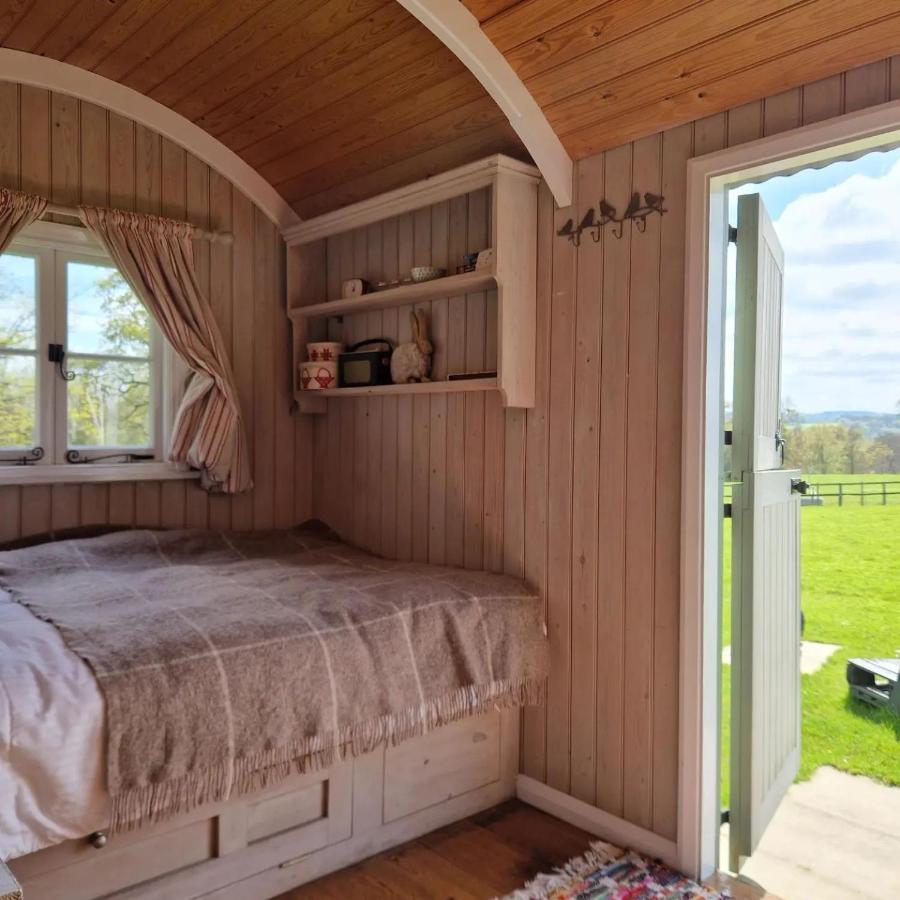 Molly Dishwasher Shepherds Hut Frant エクステリア 写真